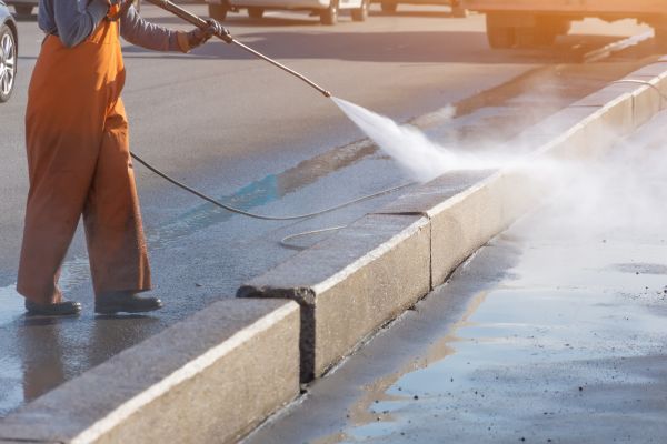 Commercial Concrete Cleaning in Ashburn