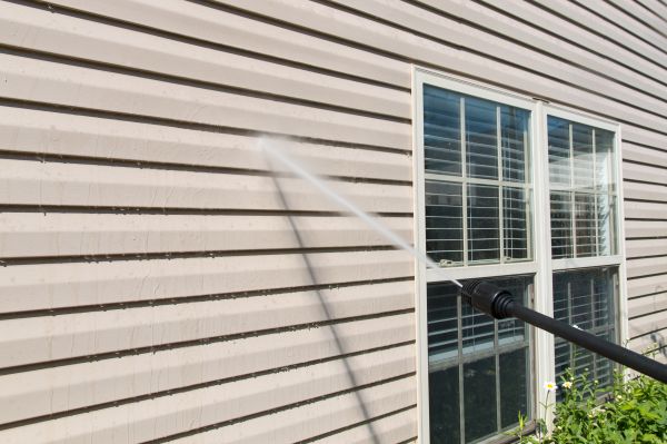 Pressure Washing in Ashburn