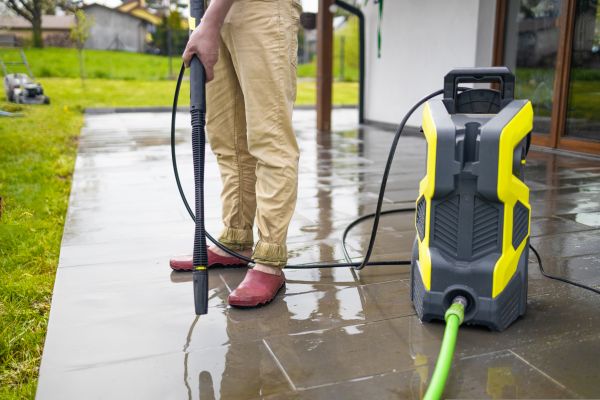 Porch Pressure Washing in Ashburn
