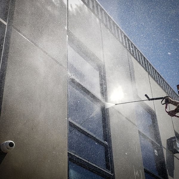 Exterior Building Washing in Ashburn