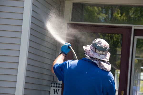 Siding Pressure Washing in Ashburn